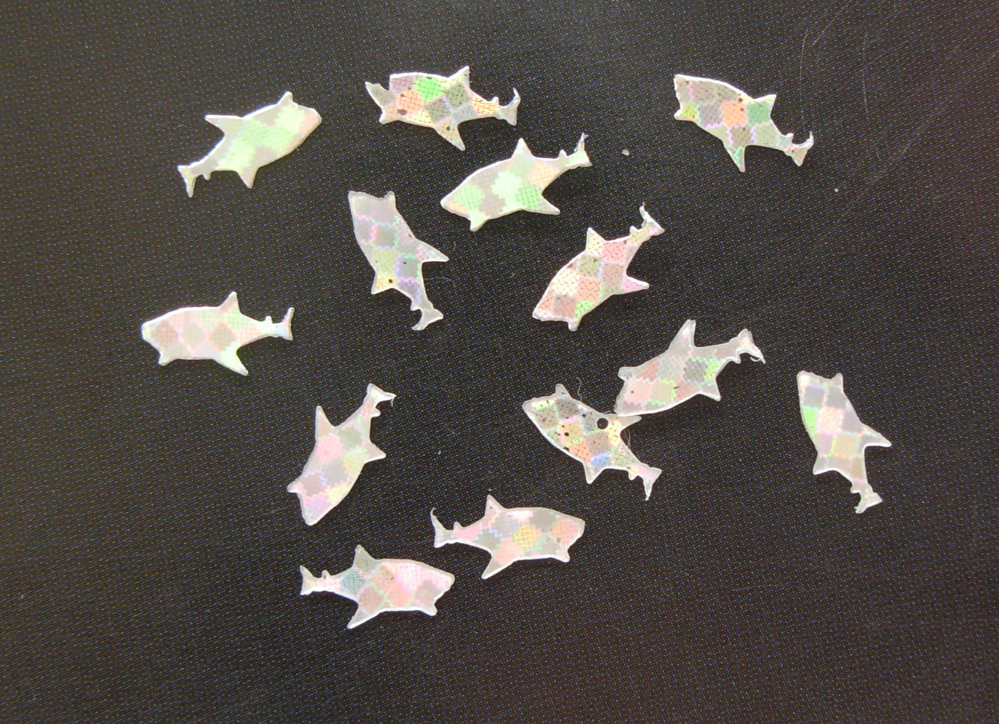 1105: Silver Hologram Sharks Micro Confetti